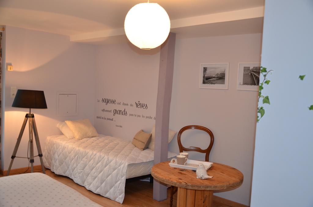 Bed and Breakfast L'Arbre D'Alais Saint-Fulgent Camera foto