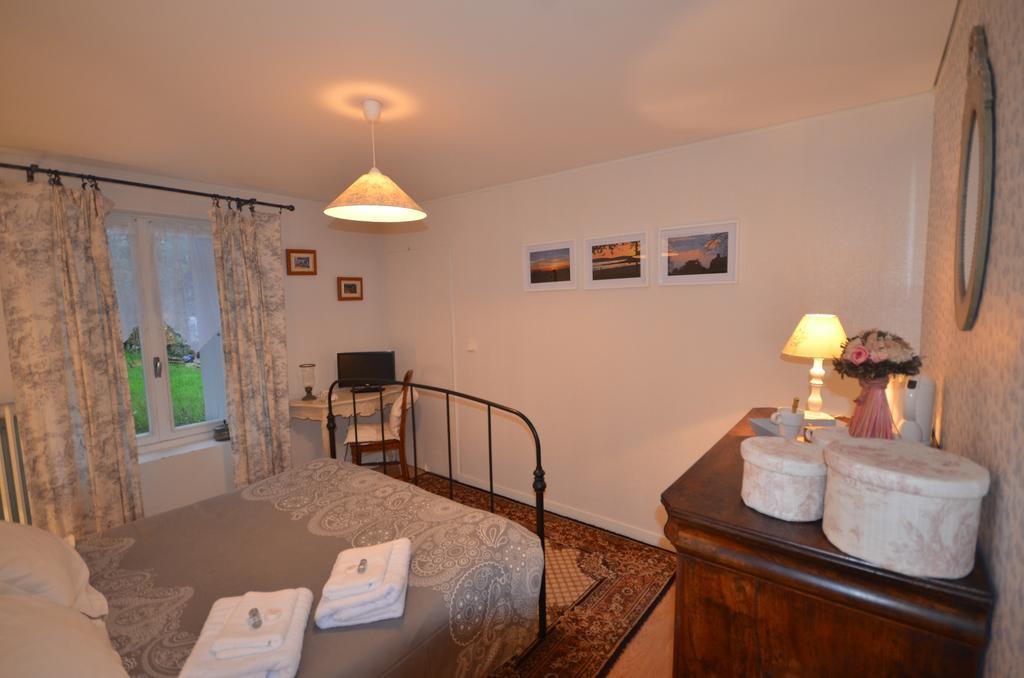 Bed and Breakfast L'Arbre D'Alais Saint-Fulgent Camera foto